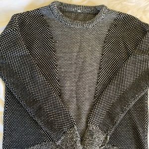 Lululemon black & white crew neck sweater